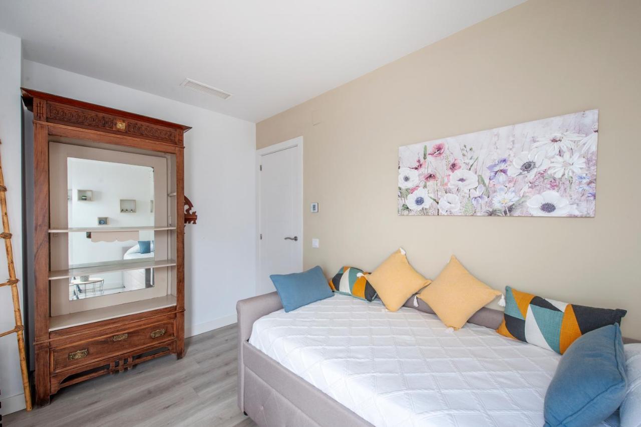 Casa Valentina: Confort Y Luz En Sevilla Centro Exteriör bild